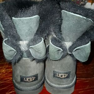 Ugg classic mini bailey bow boots for women